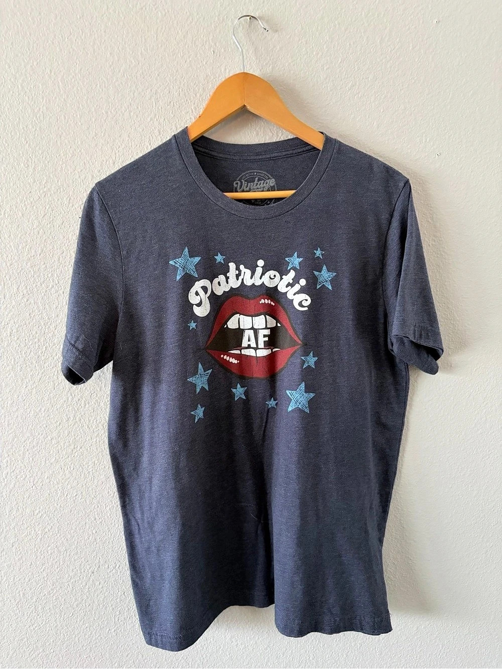Graphic Short Sleeve Tee in Gray